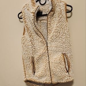 Love tree very soft sherpa vest